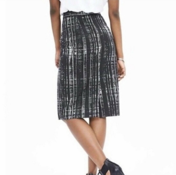 Banana Republic black and white Marble Sloan Pencil skirt  | womans size 4 - Picture 3 of 14